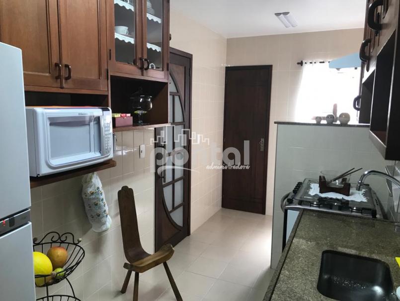Apartamento com 02 quartos nas Braunes