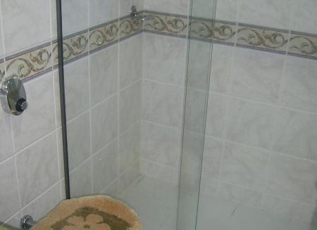Casa com 04 quartos em Mury