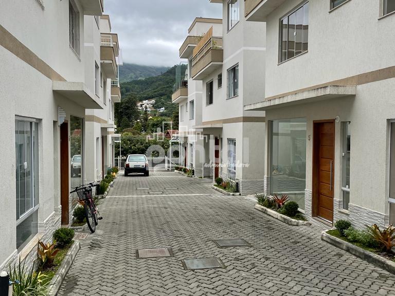 Casa Tríplex mobiliada  - Cônego