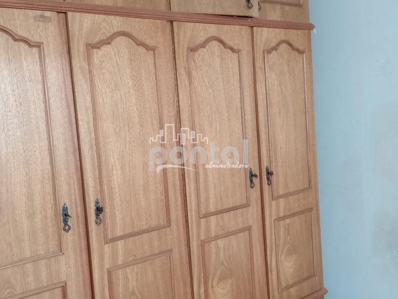 Apartamento com 02 quartos no Centro