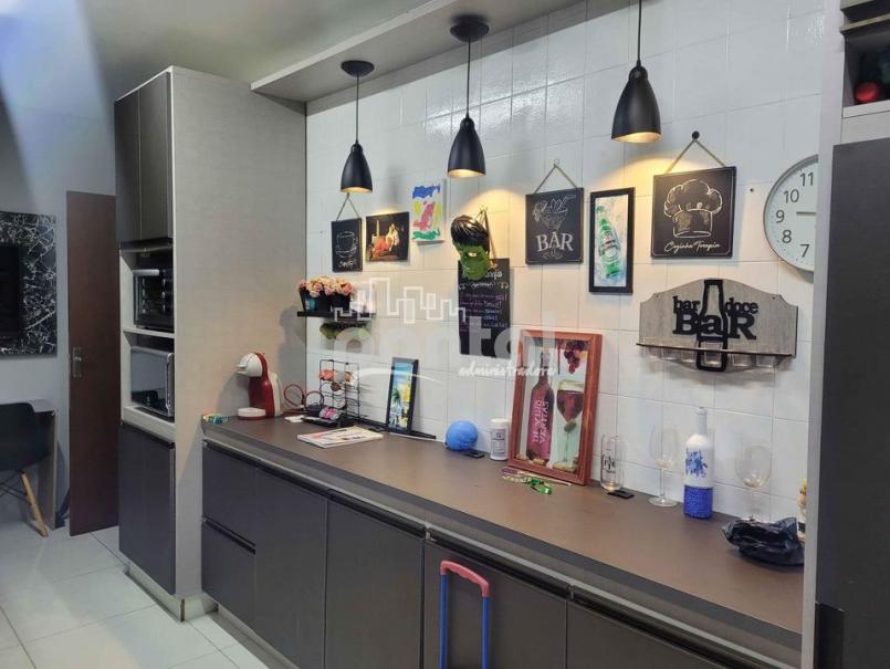 Apartamento com 02 quartos no Centro