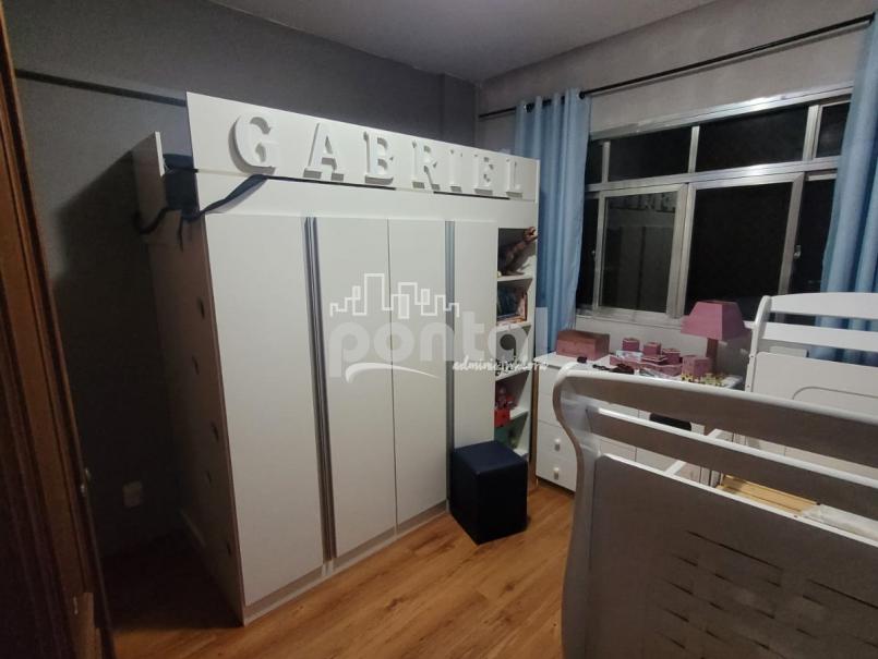 Apartamento com 02 quartos no Centro