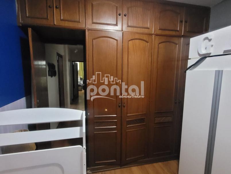 Apartamento com 02 quartos no Centro