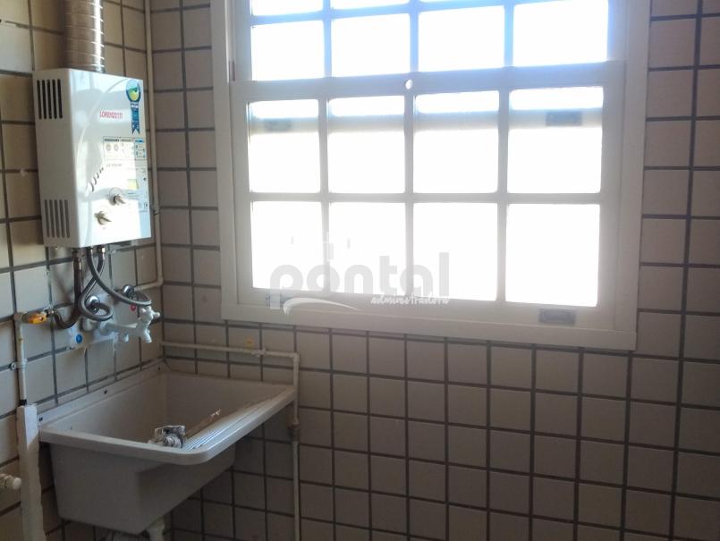 Apartamento com 02 quartos no Cond. Serraville