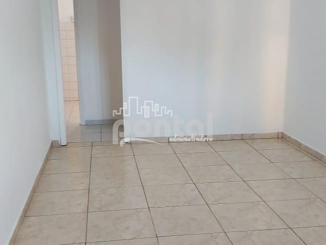Apartamento com 01 quarto no Centro