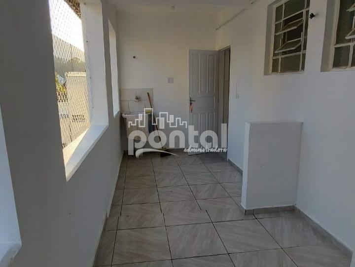 Apartamento com 01 quarto no Centro