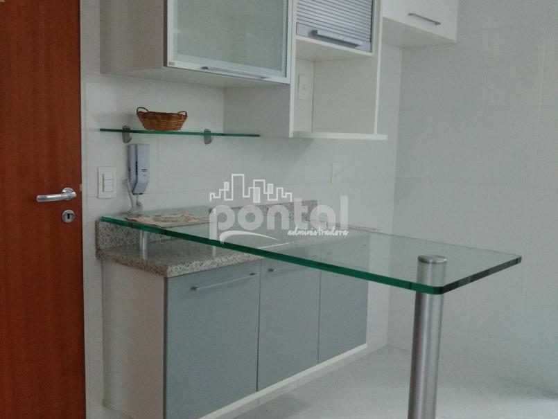 EXCELENTE CASA EM CONDOMÍNIO FECHADO NO CÔNEGO
