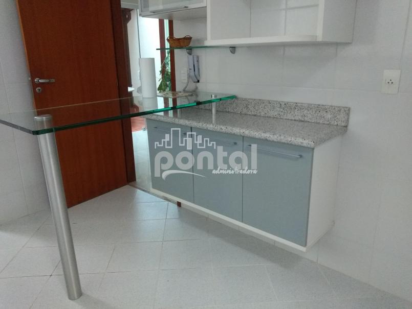 EXCELENTE CASA EM CONDOMÍNIO FECHADO NO CÔNEGO