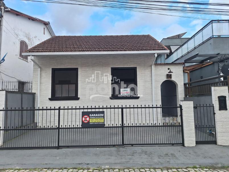 Excelente Casa no Centro