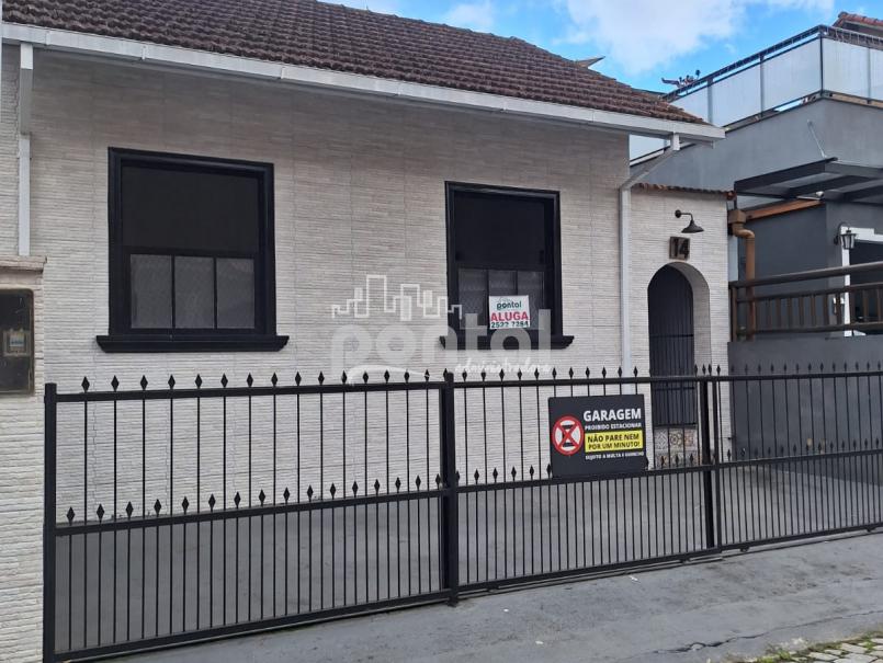 Excelente Casa no Centro