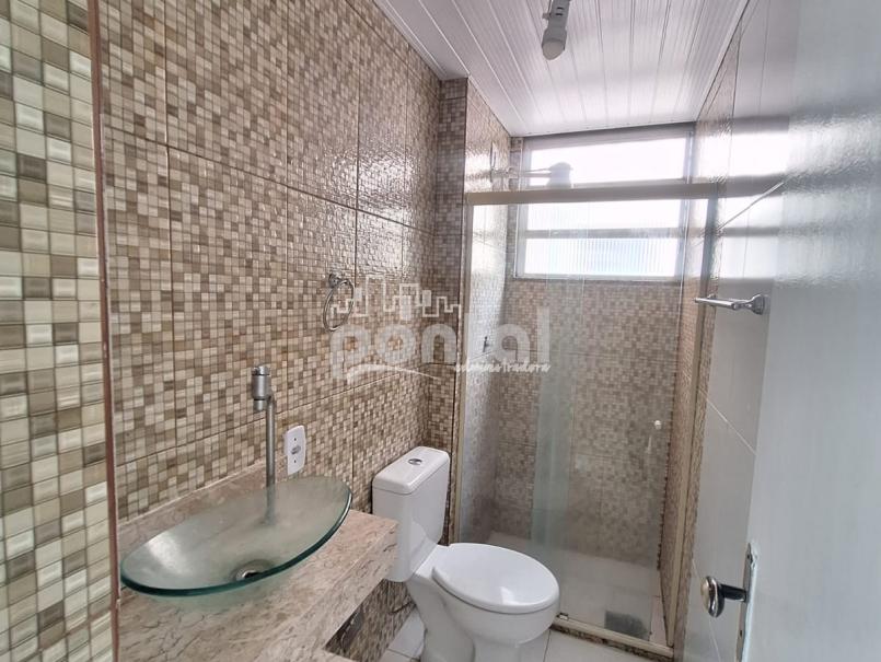 Apartamento com 02 quartos em Olaria