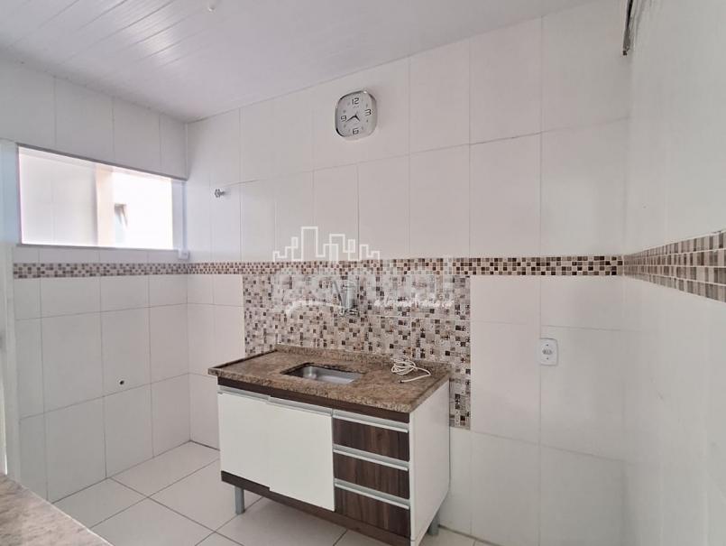 Apartamento com 02 quartos em Olaria